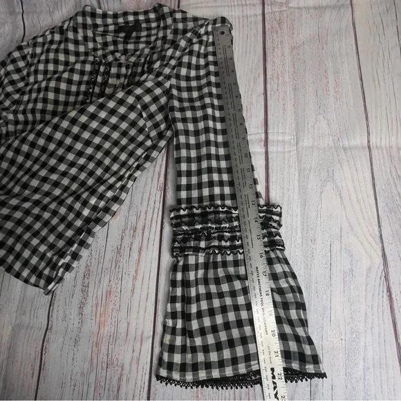 J Crew Gingham Blouse Size 10 Bell Sleeve Ruffles Cotton - Picture 15 of 16